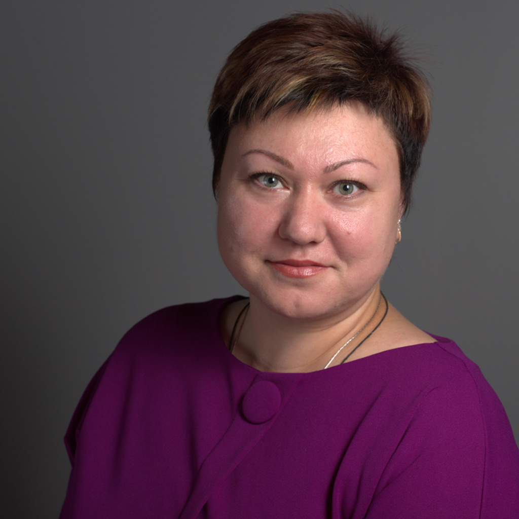 Бахманова Лариса